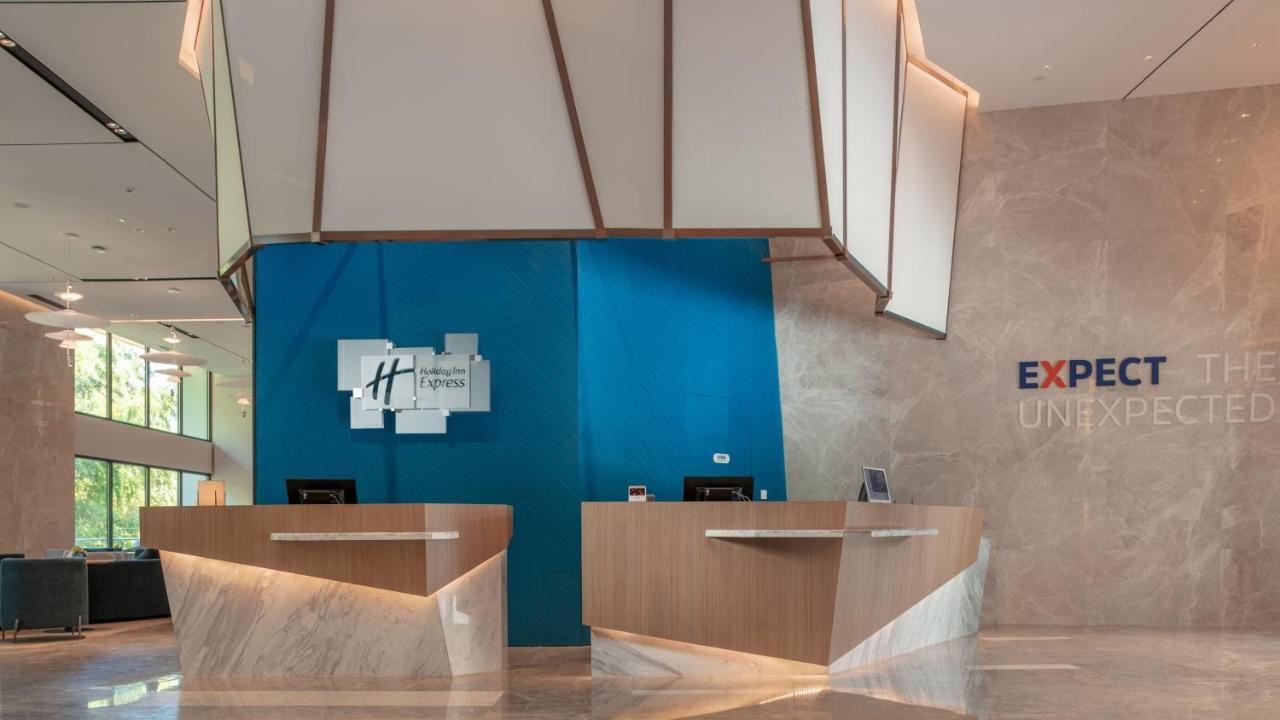 Holiday Inn Express Qiliping By Ihg 어메이산 외부 사진